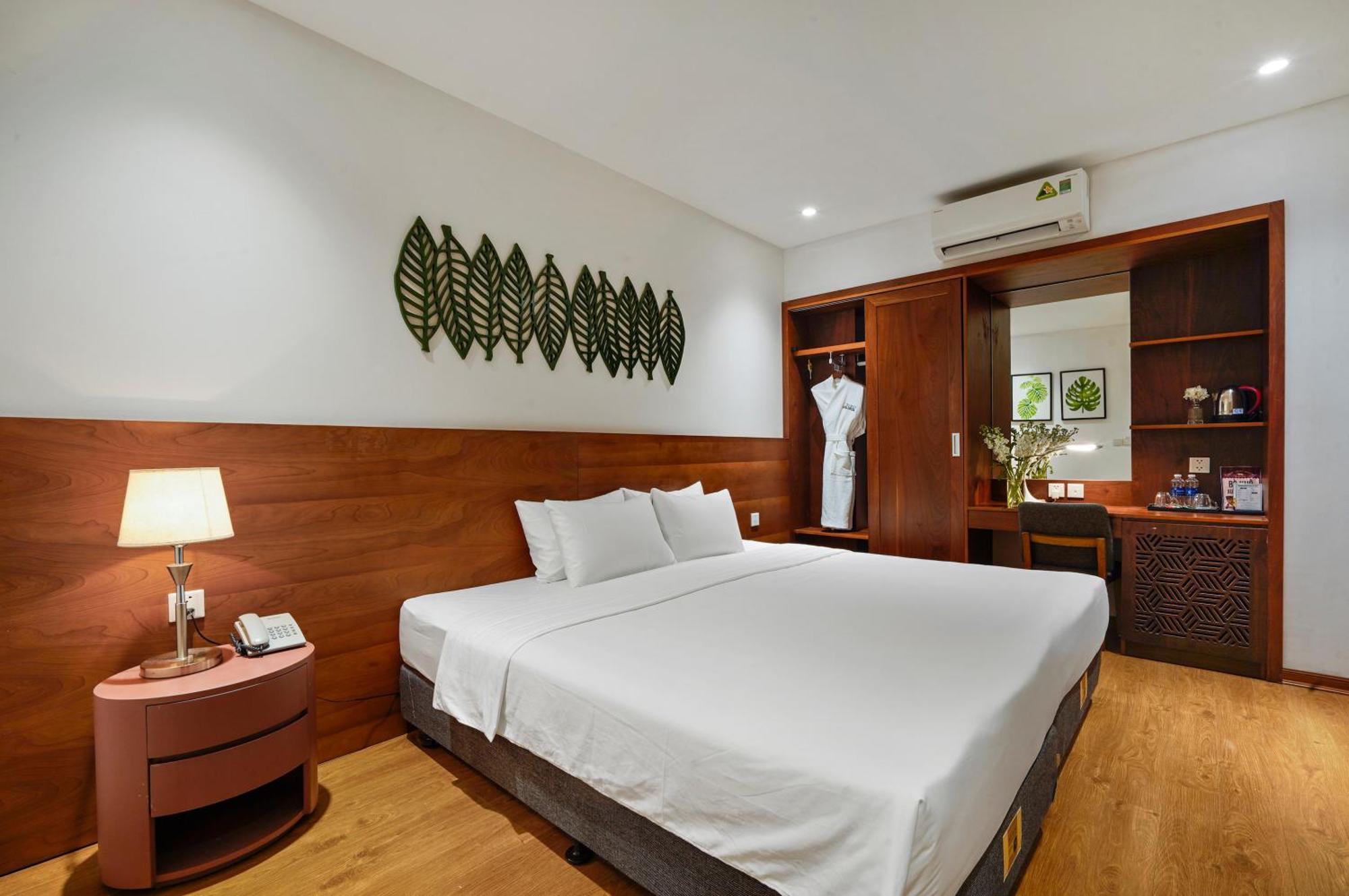 22Land Classic Suites Hanoi Exteriör bild