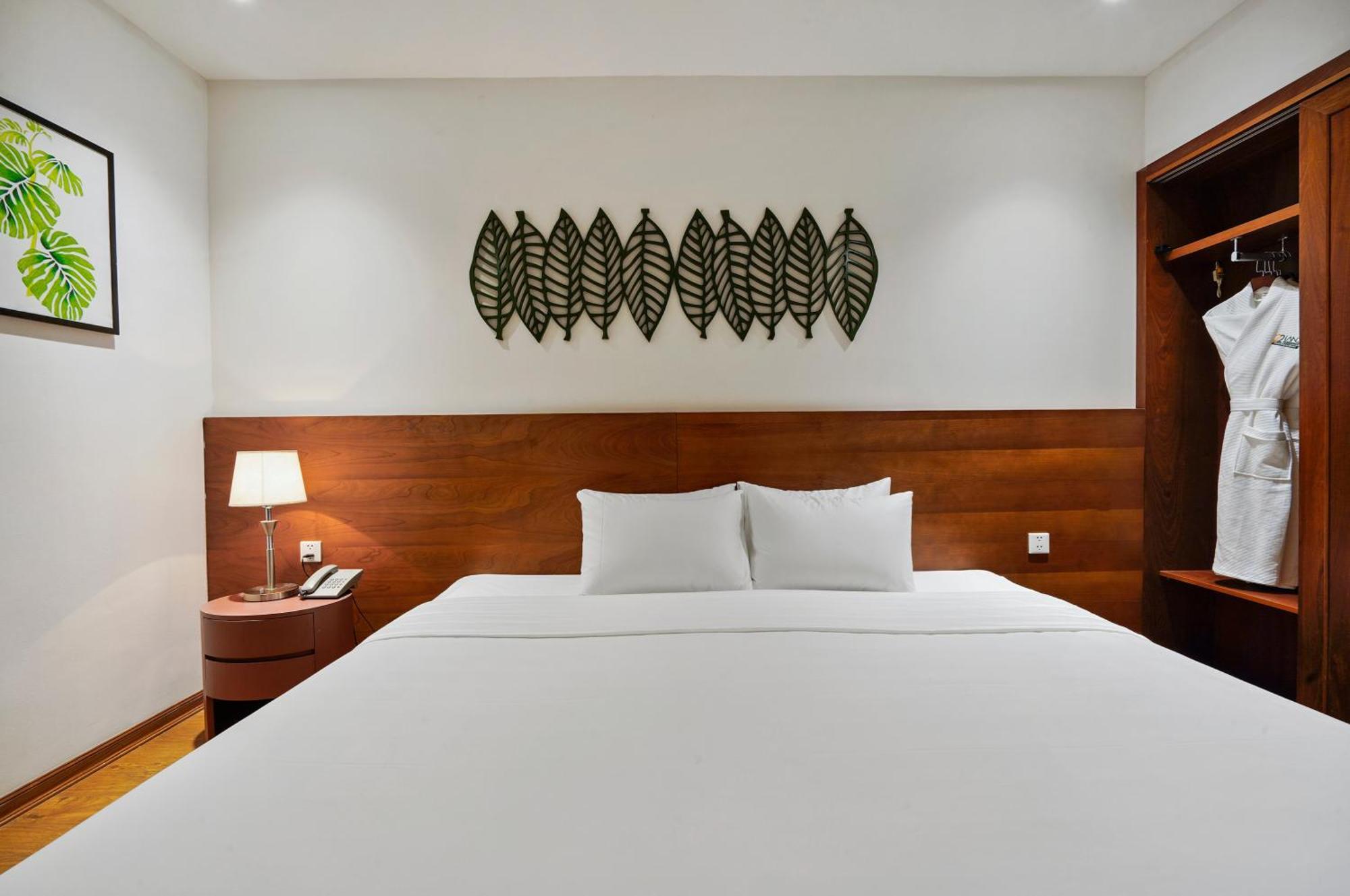 22Land Classic Suites Hanoi Exteriör bild